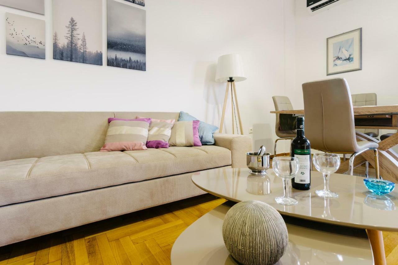 Bright 2 Bedrooms Apt. In The Heart Of Athens W Stunning Views To Acropolis Eksteriør billede